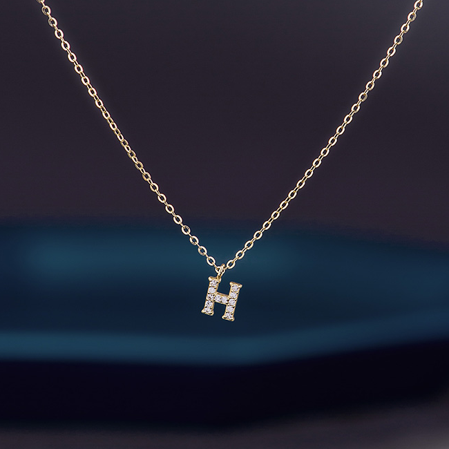 11714 Delicate Mini AH Letter Inlaid Integrated Necklace