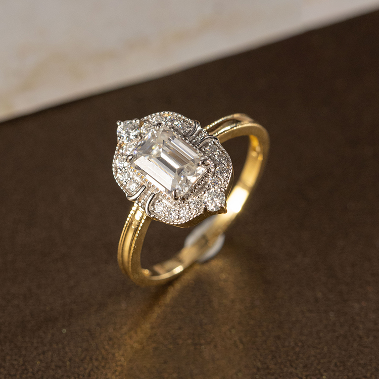 31545 Moissanite Set Oval Pigeon Egg Princess Ring.
