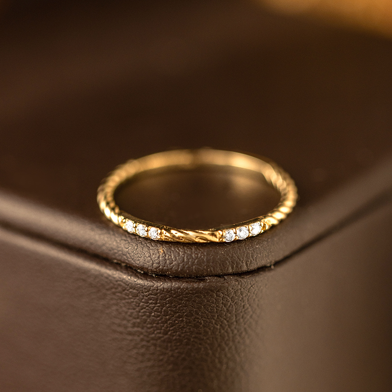 31568 Fashionable Pave Set Sparkling Universal Thin Ring