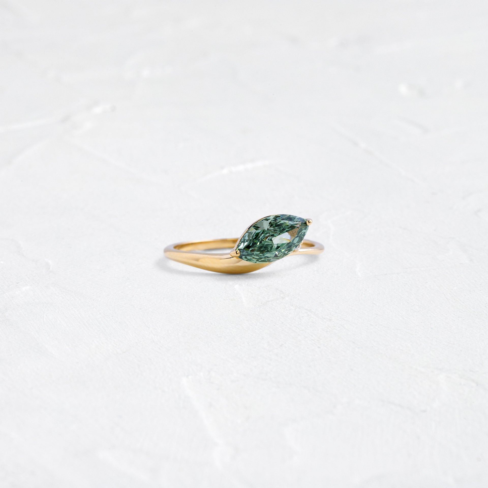 31703 Ring