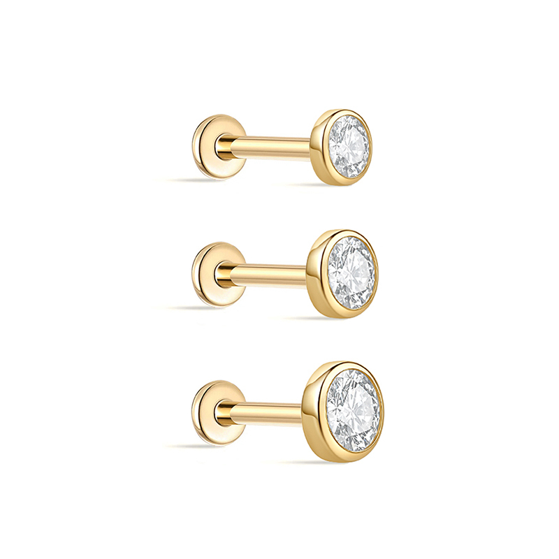 21467 Stud Earrings