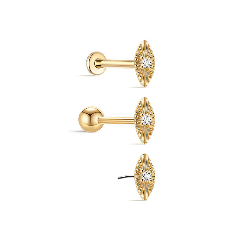 26438 Stud Earrings