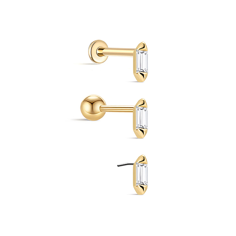26444 Stud Earrings